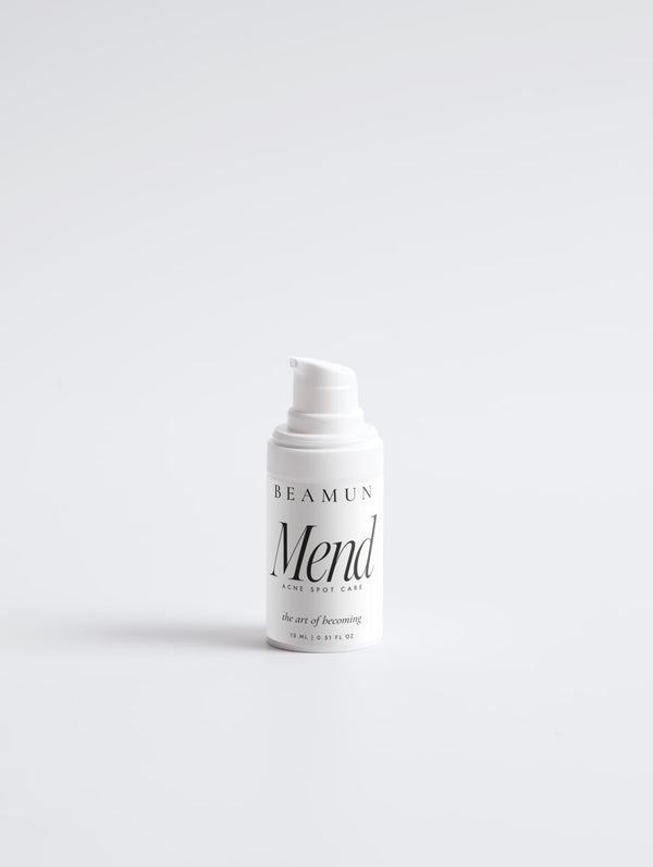 Mend acne spot care, 15 ml white pump bottle, front view