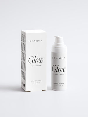 Glow vitamin C serum and its carton, front view